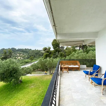 Phoenikes Hotel Kalandra